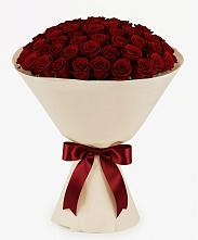 Букет 101 Бордовая роза Блэк Бакарра в Усть-Куте