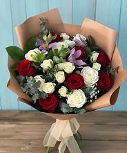 Букет цветов из:  Розы и Альстромерии в Усть-Куте