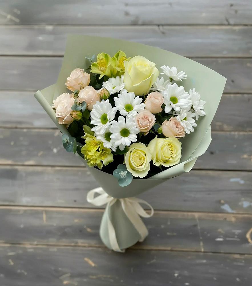 Букет цветов из: Альстромерии, Розы и Хризантемы в Усть-Куте