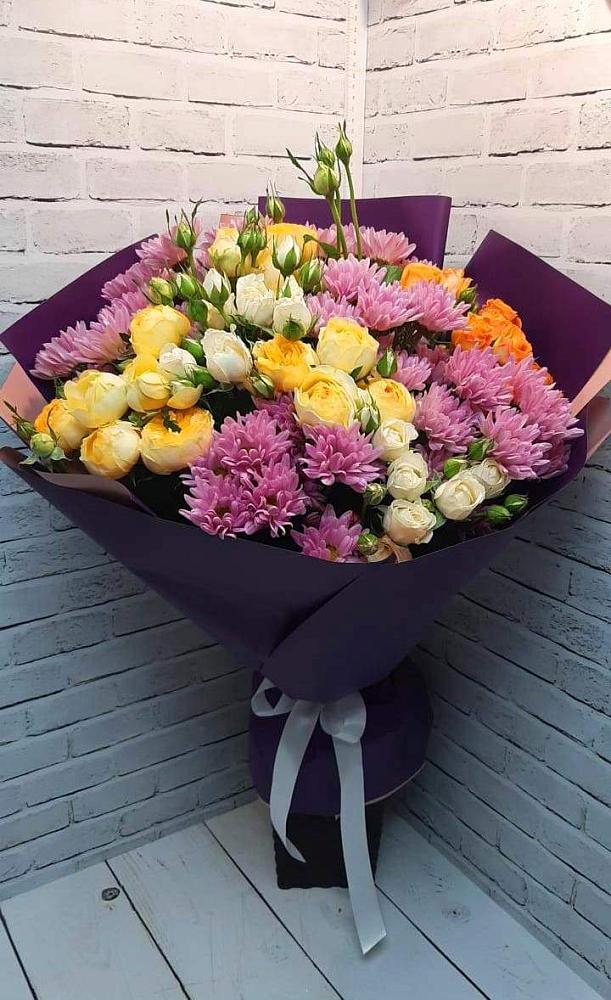 Букет цветов из: Хризантемы и Розы в Усть-Куте