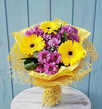 Букет цветов из:  Хризантемы и Герберы в Усть-Куте
