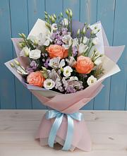 Букет цветов из:  Лизиантусы, Розы, Альстромерии и Гипсофила #REPLACE_PRED# Усть-Куте