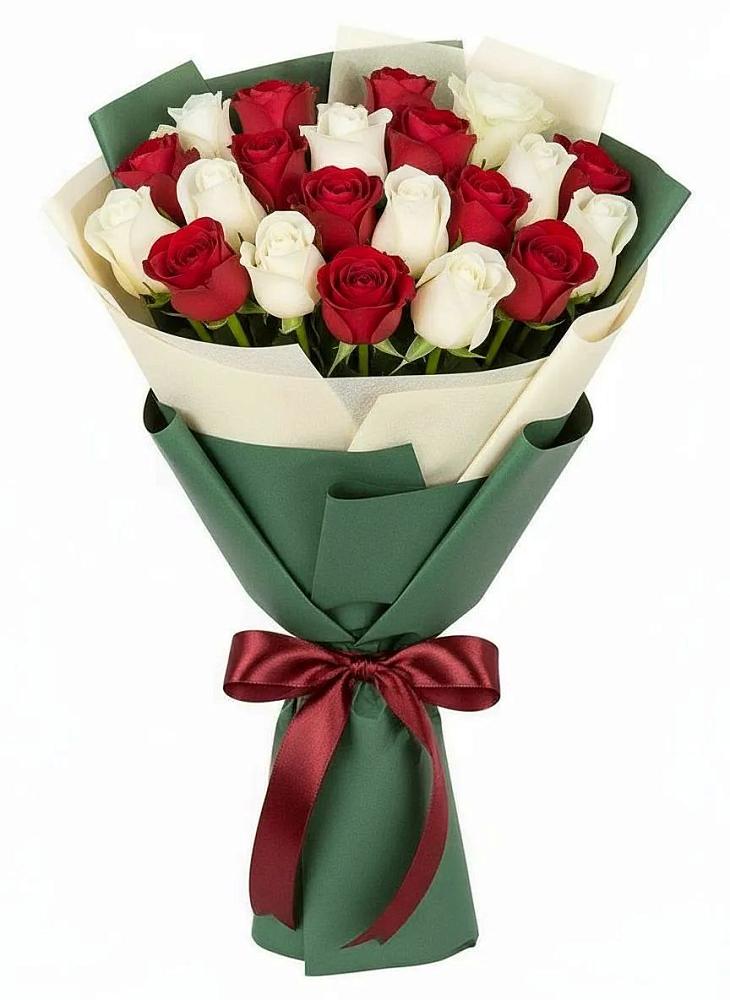 Букет Микс из красных и белых роз в Усть-Куте