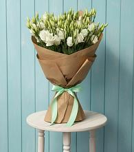 Букет цветов из:  Лизиантусы в Усть-Куте