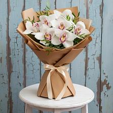 Букет цветов из:  Орхидеи и Розы в Усть-Куте